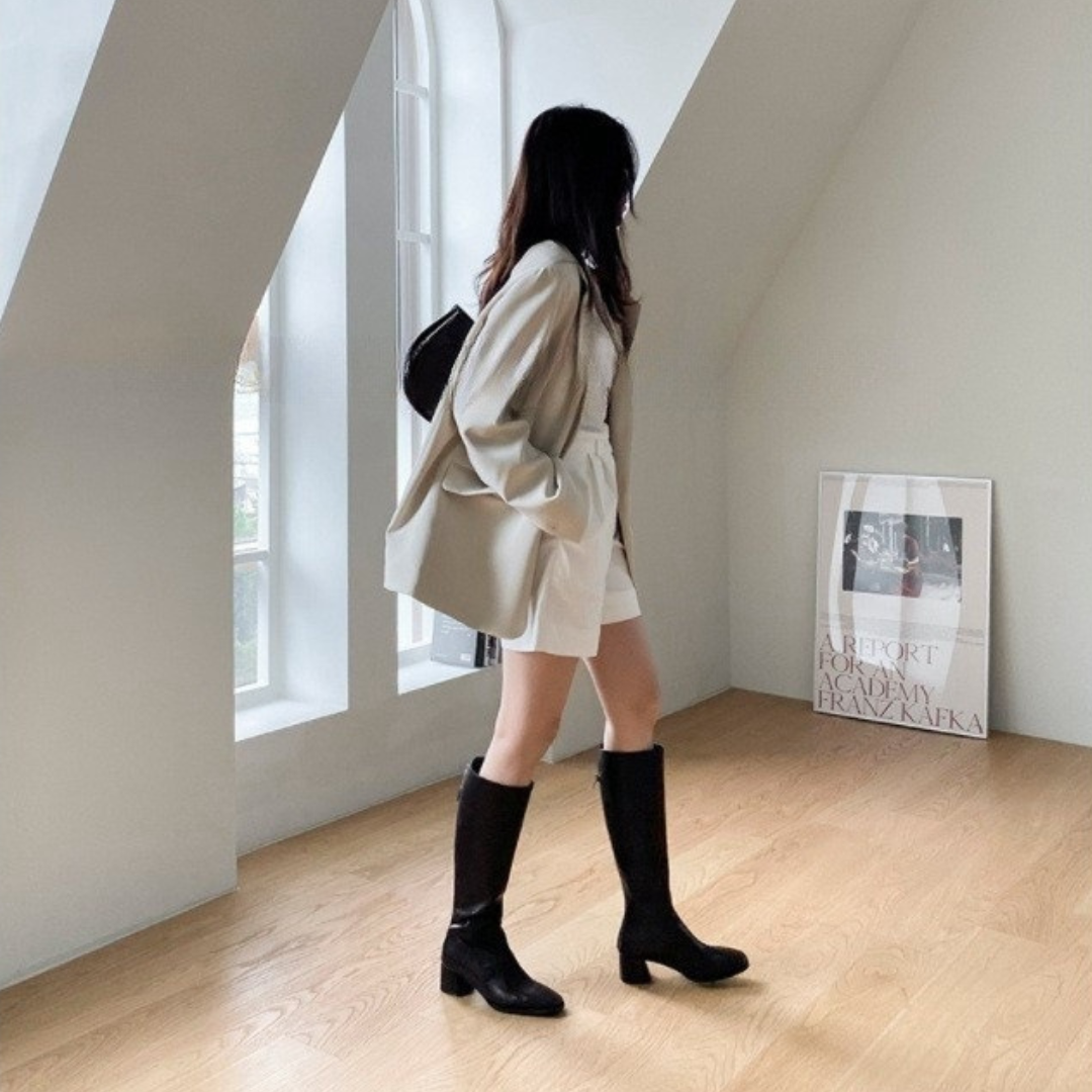 Dina - Stylish Boots 