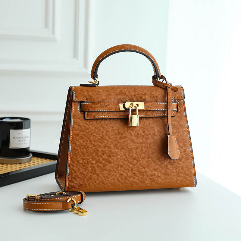 London - Iconic Handbag 