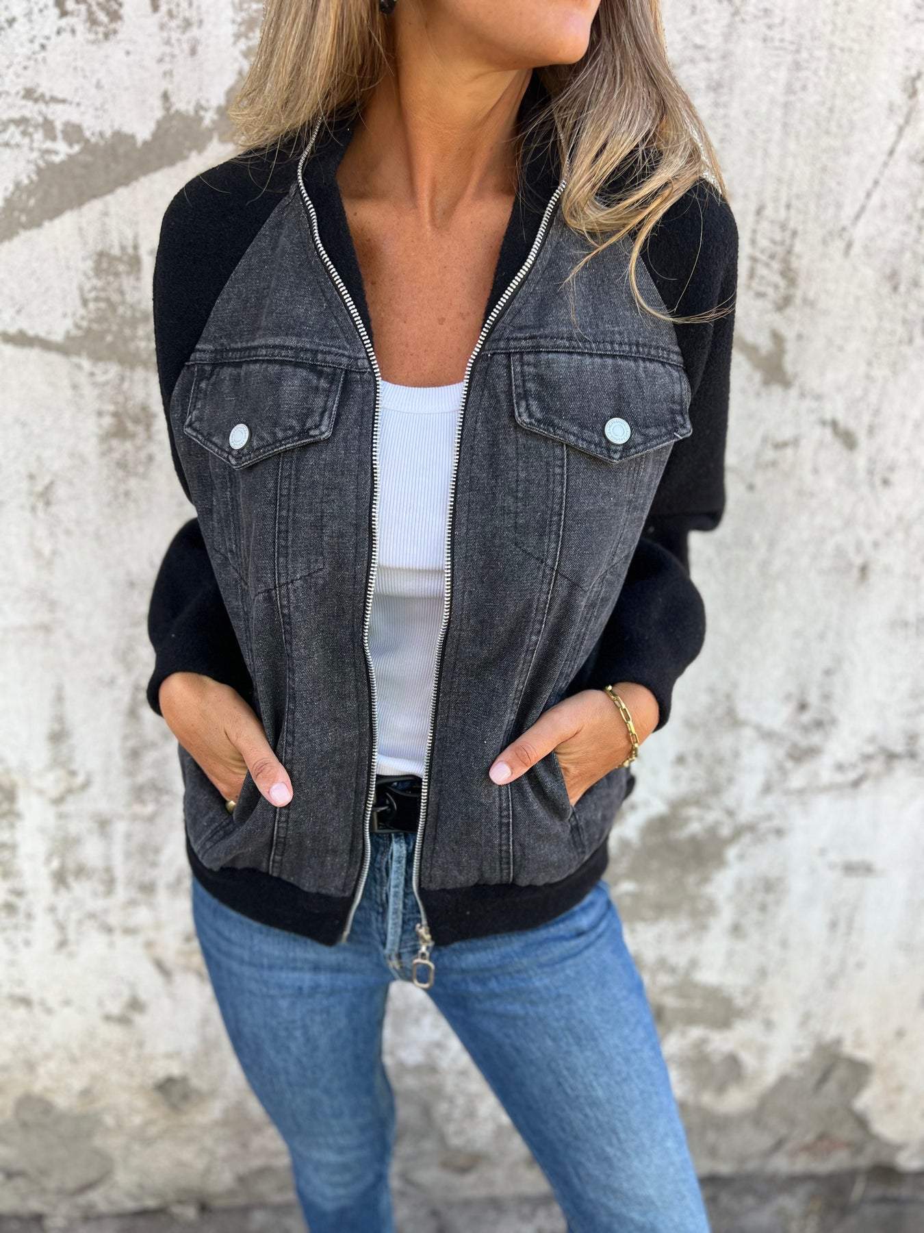 Gina - Elegant Comfortable denim jacket 