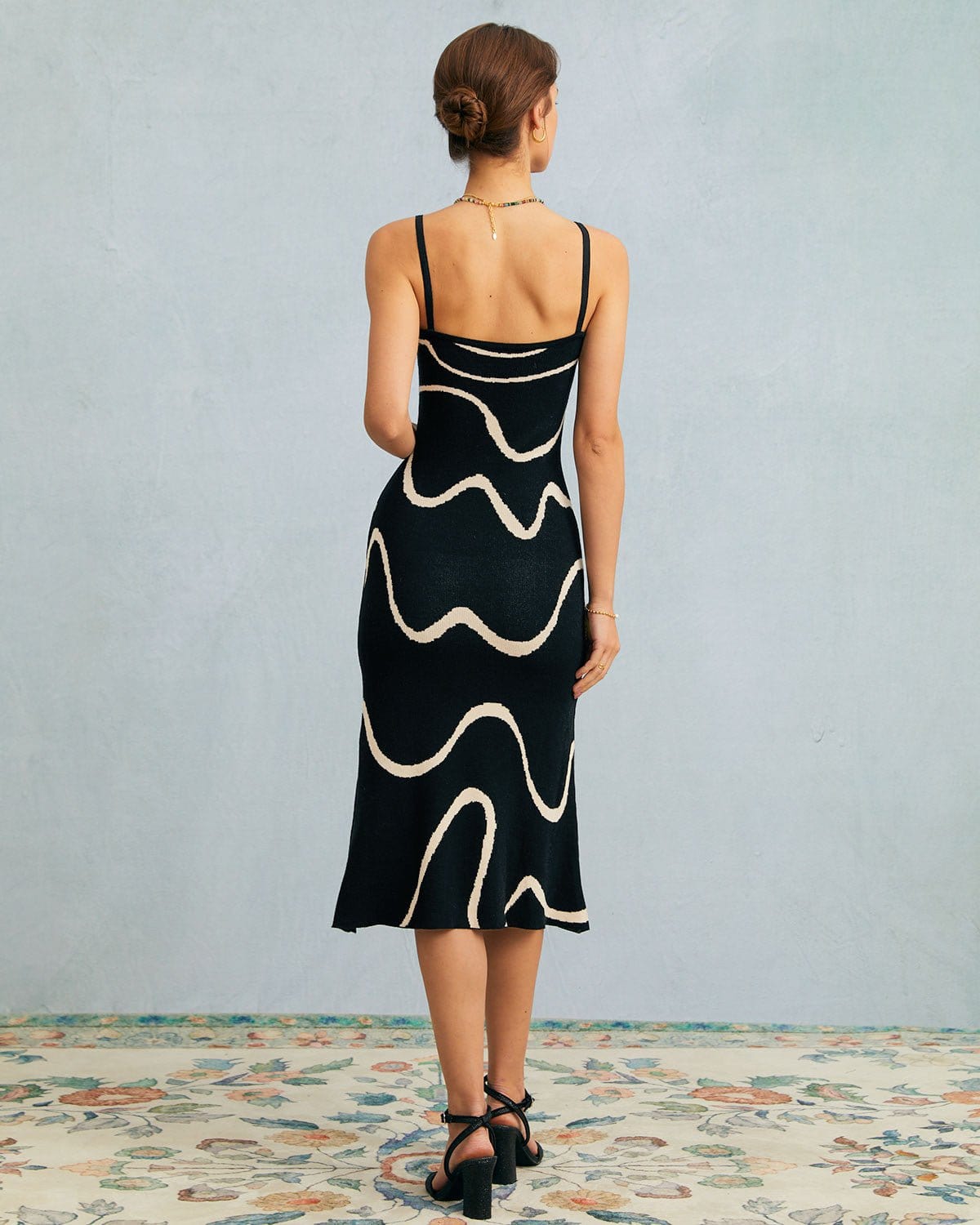 Siréna™ - Knitted Midi Dress with Mermaid Hem