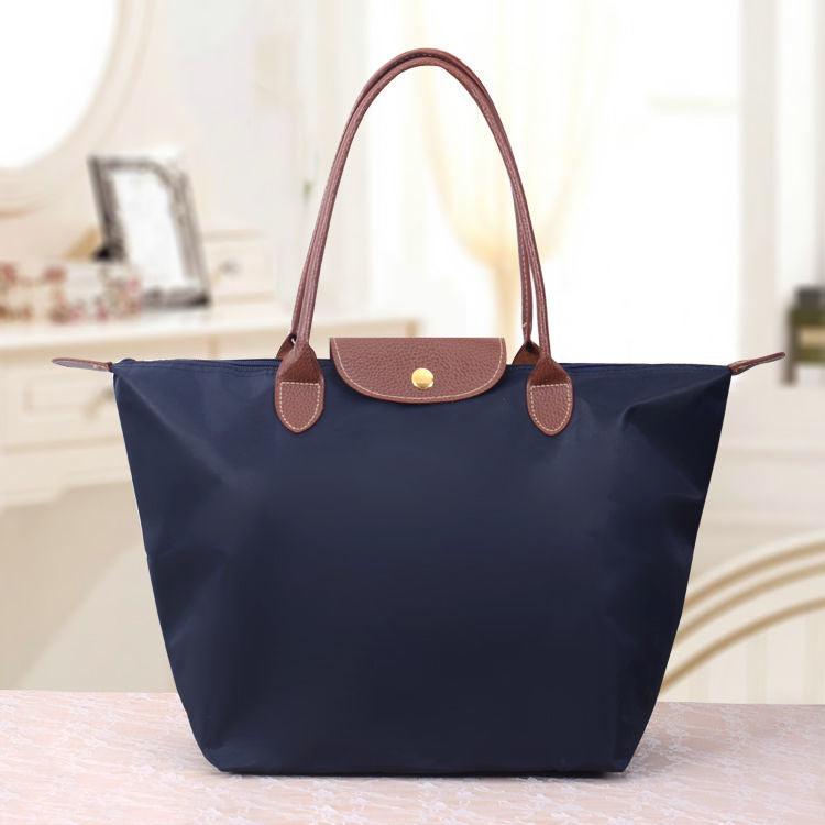 Luxurious Oxford shoulder bag