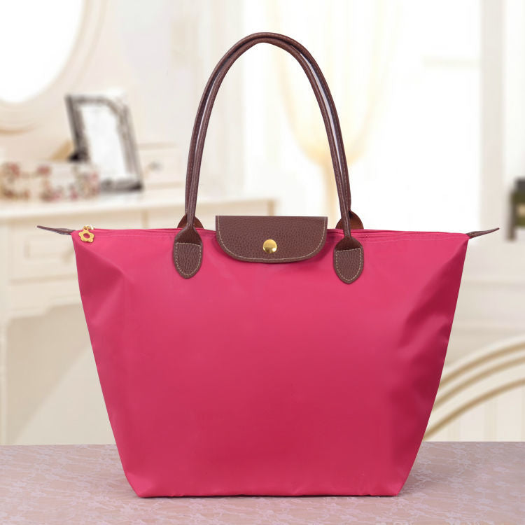 Luxurious Oxford shoulder bag